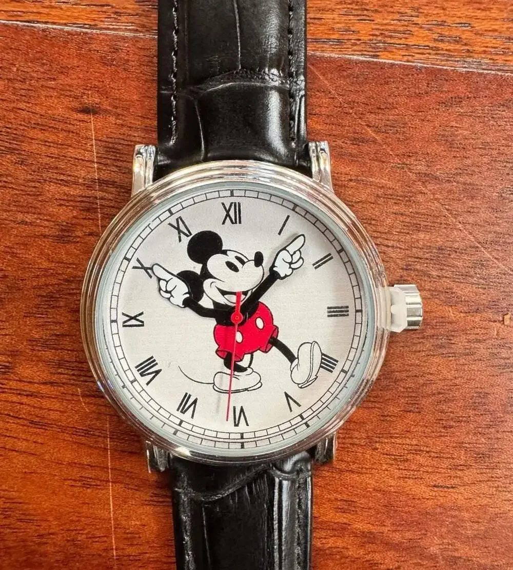 Disney Mickey Mouse Watch Roman Numerals Genuine Leather WatchFactory New
